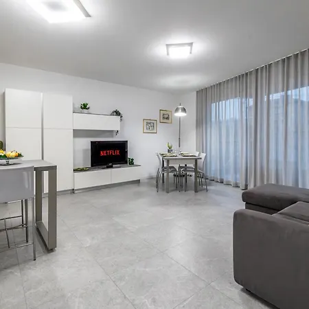 Eco Town Housefree Parking A/c Bergamo
